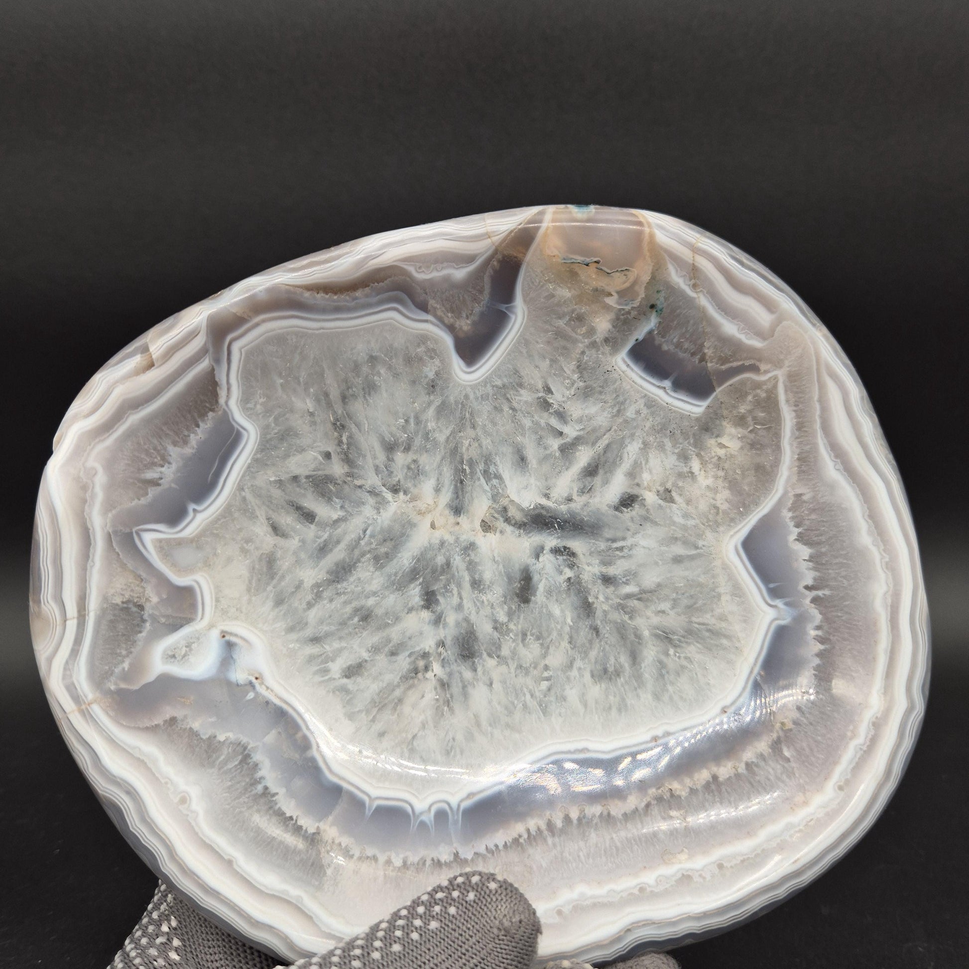 AAA+ Blue Banded Agate Quartz Bowl 7x6x1 2.63 lbs Brazil - Can be Backlit Crystal Hoarder