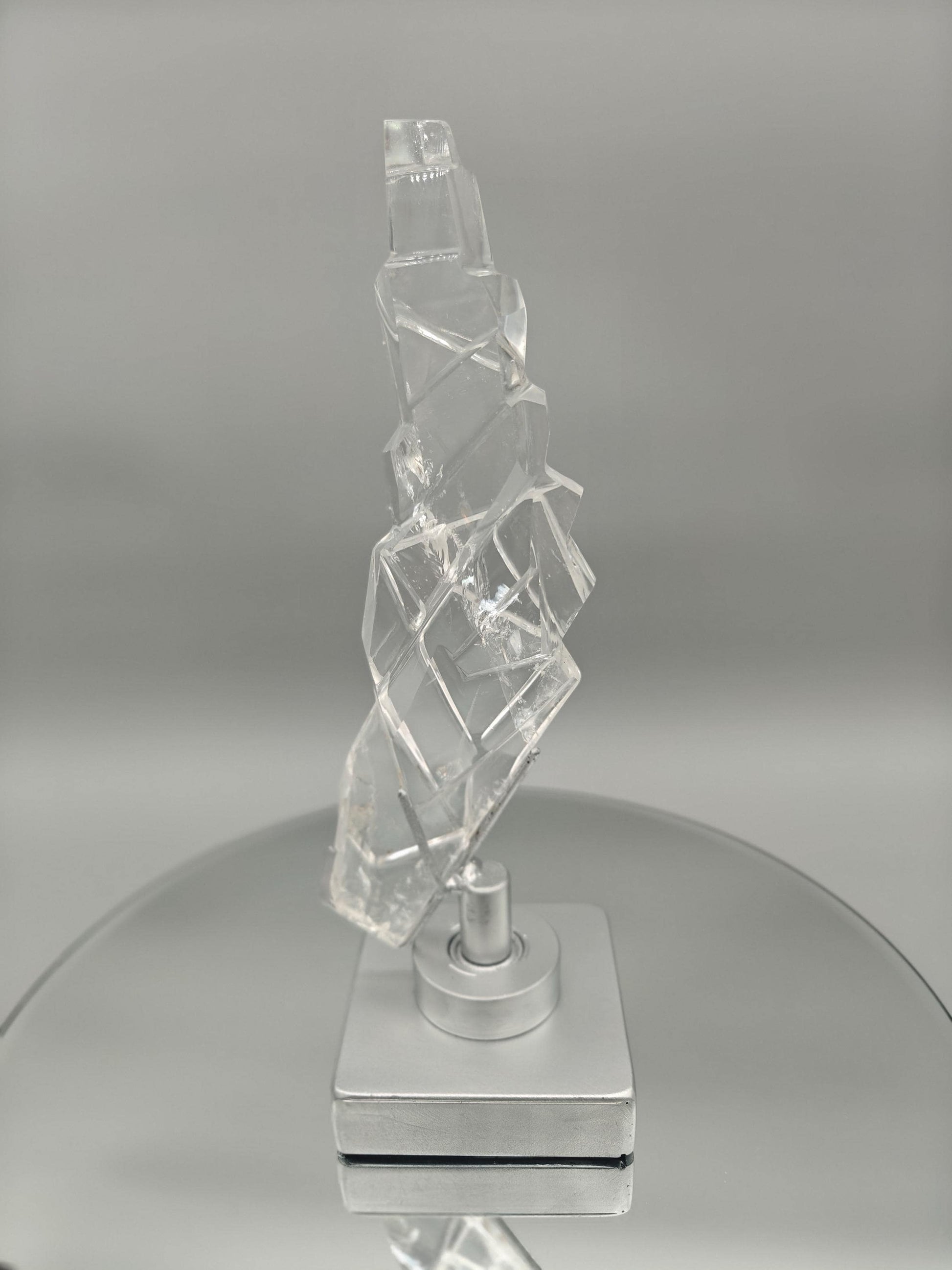 AAA+ Clear Quartz Faceted Art Sculpture - 7 x 4.5in - 1.51 lbs - Polished Quartz Display Crystal Hoarder